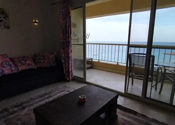 Porto Sokhna Pyramids - Families Only Apartment *
