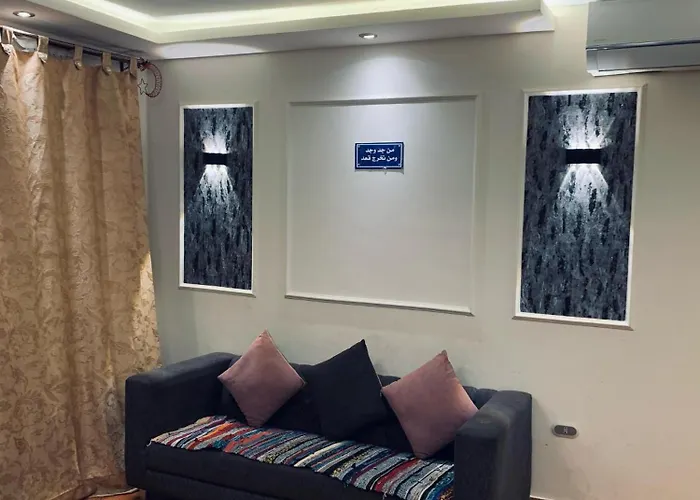 Porto Sokhna Pyramids - Families Only Apartment *